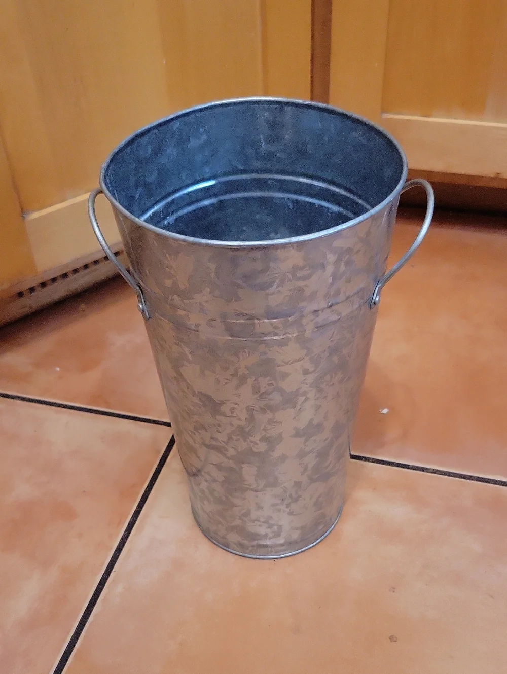 12in Tall Galvanized Steel Vase Bucket With Handles
